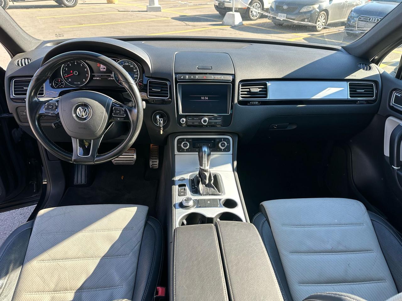 2017 Volkswagen Touareg Wolfsburg Edition - Photo #13
