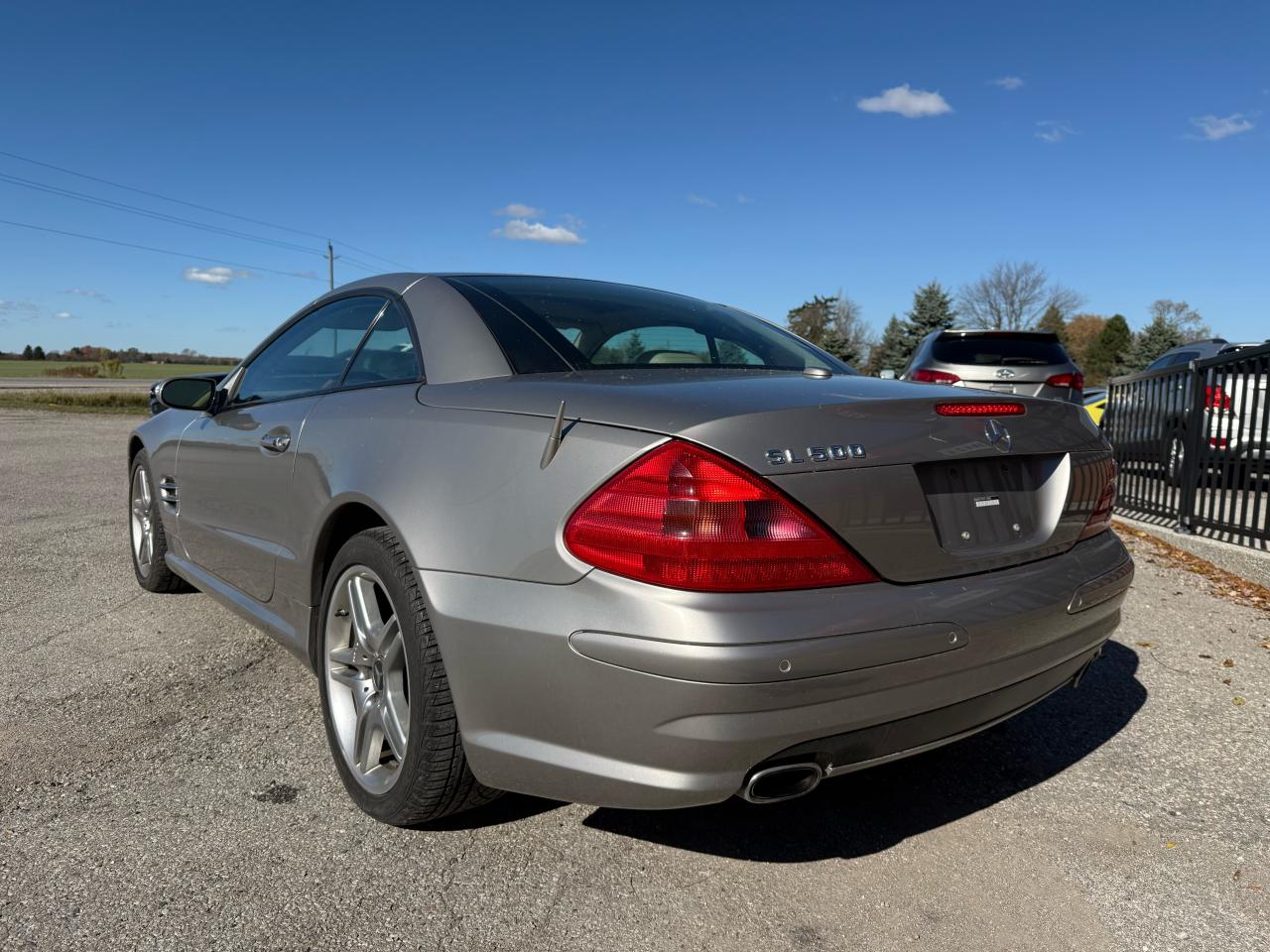 2006 Mercedes-Benz SL500 Low KM | Heated Seats | Sunroof Photo2