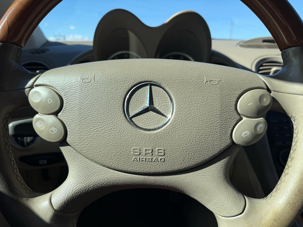 2006 Mercedes-Benz SL500 Low KM | Heated Seats | Sunroof - Photo #12