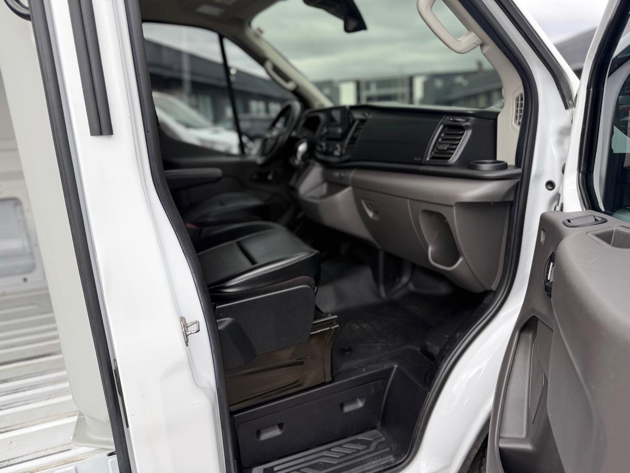 2022 Ford Transit Cargo Van T-250 148" EL Hi Rf 9070 GVWR AWD - Photo #9