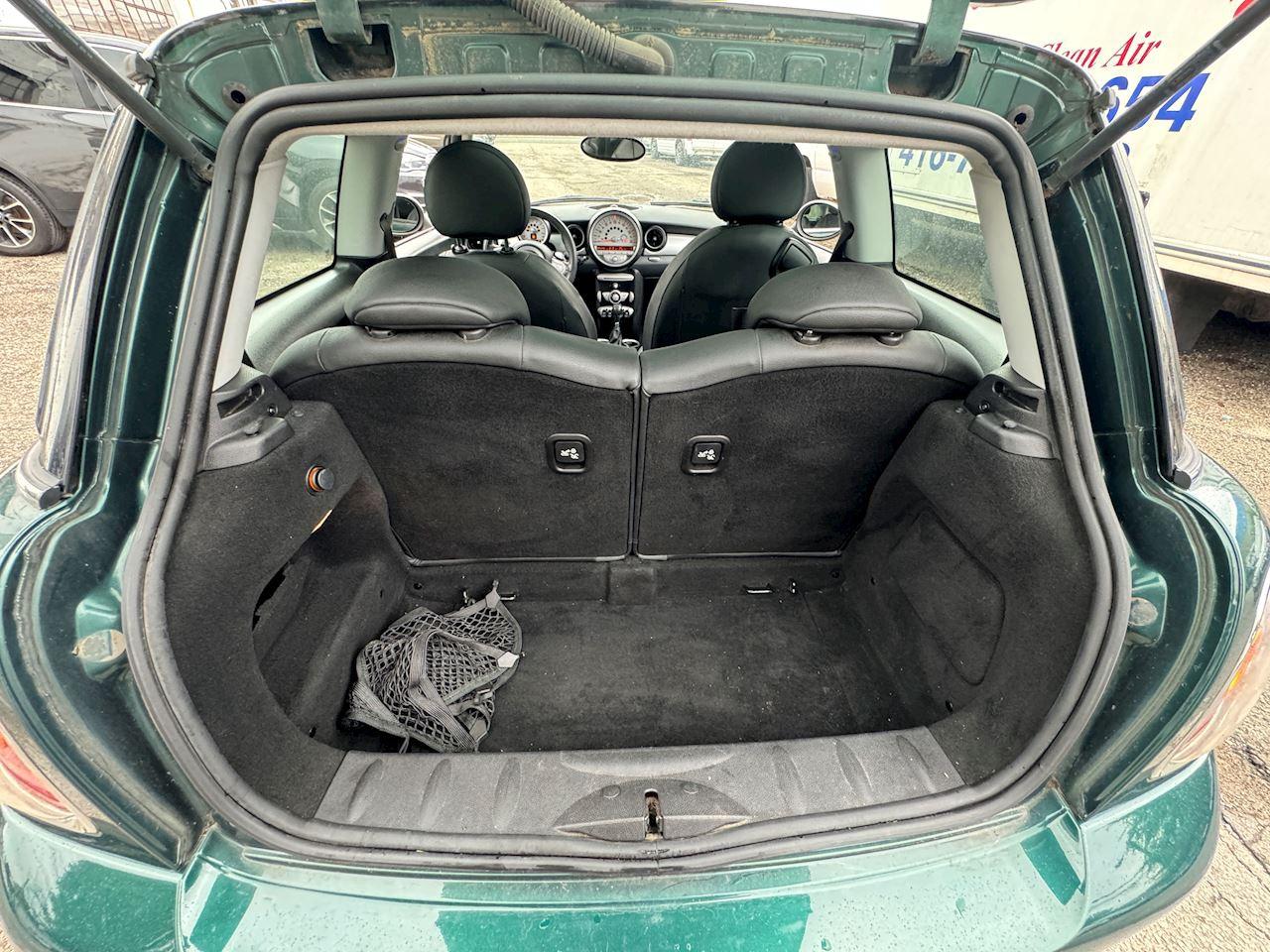 2008 MINI Cooper Hardtop  Photo