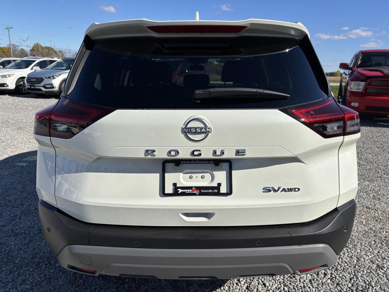 2023 Nissan Rogue SV *No Accidents* Photo4