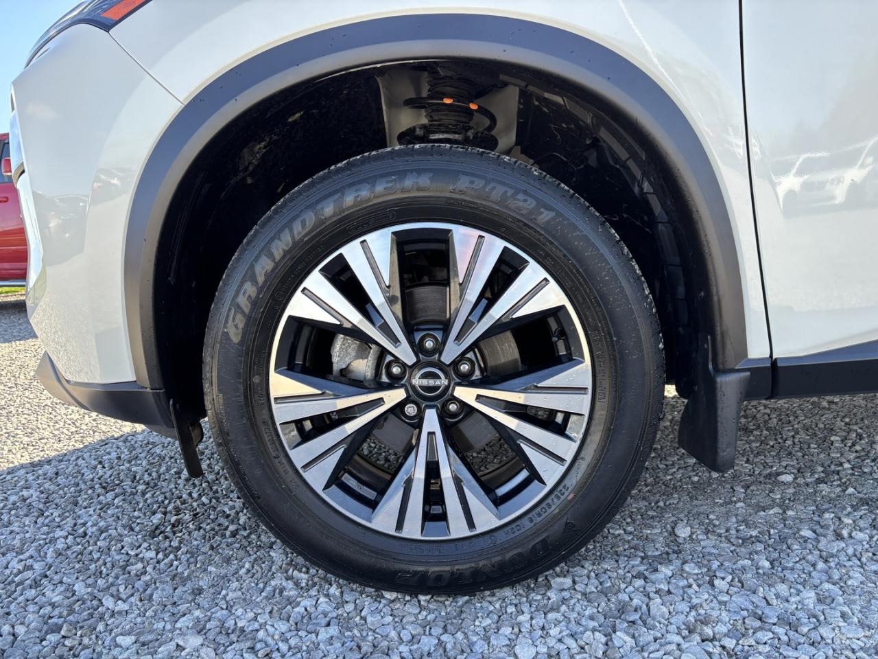 2023 Nissan Rogue SV *No Accidents* Photo