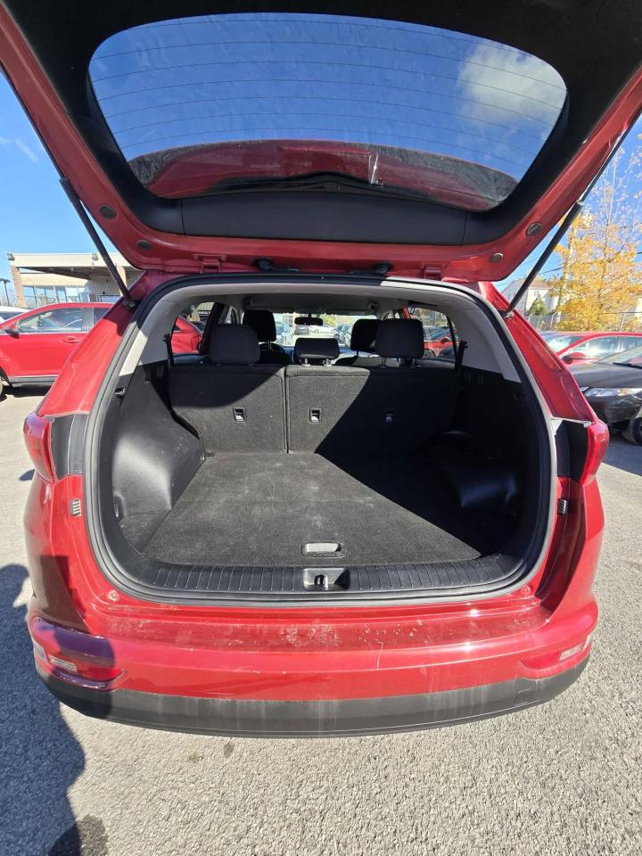 2018 Kia Sportage LX - Photo #9