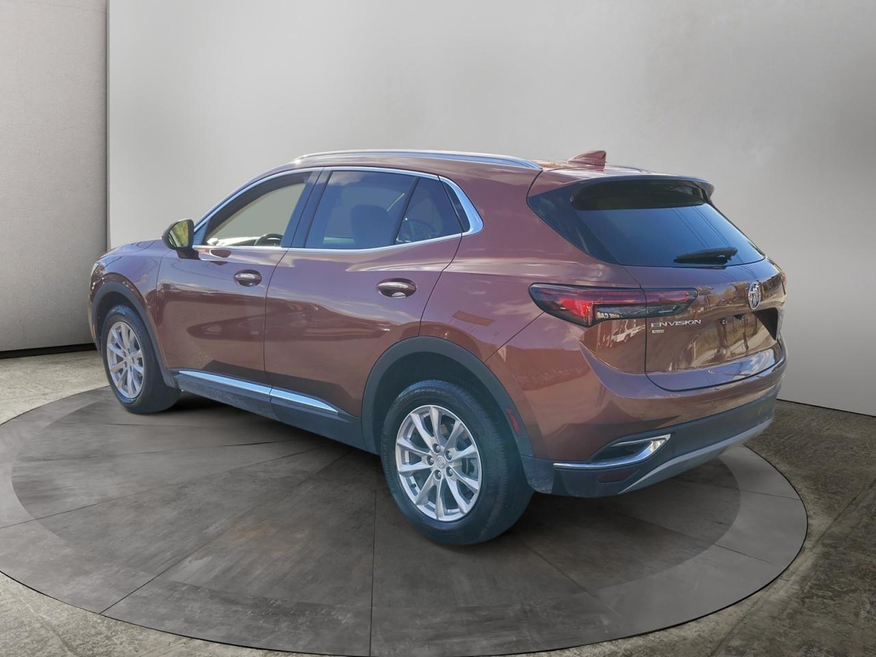 2021 Buick Envision Preferred Photo2
