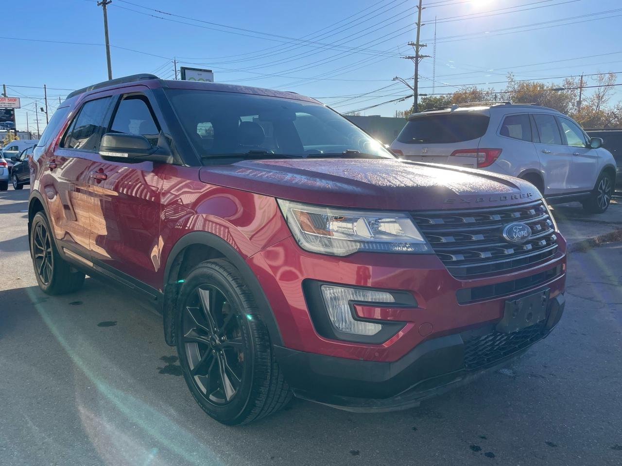 2017 Ford Explorer XLT - Photo #3