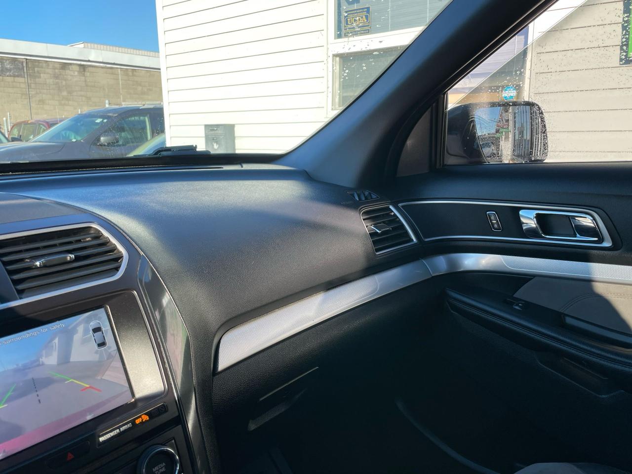 2017 Ford Explorer XLT - Photo #15