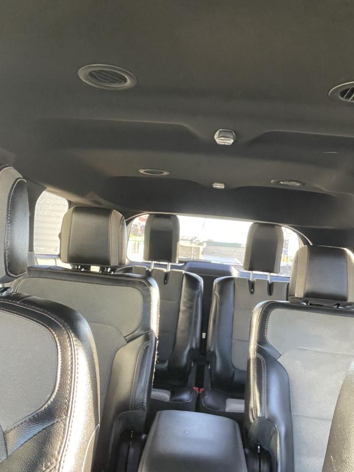 2017 Ford Explorer XLT - Photo #14