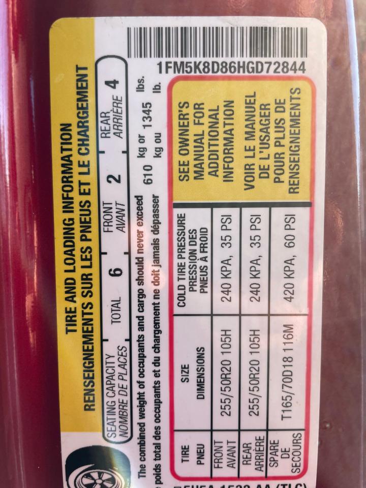 2017 Ford Explorer XLT - Photo #18