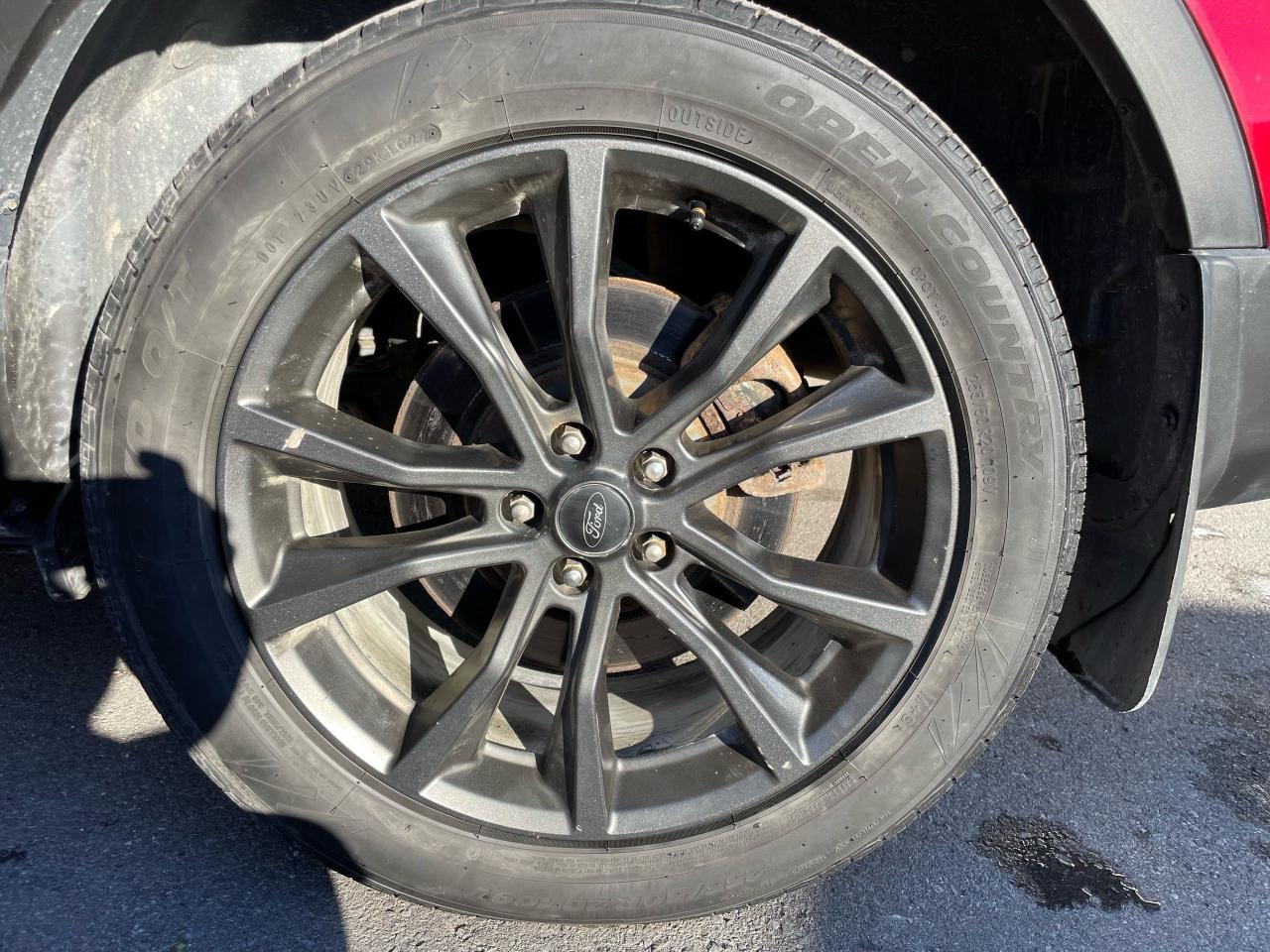 2017 Ford Explorer XLT - Photo #17