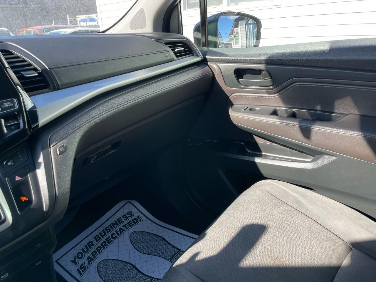 2018 Honda Odyssey EX - Photo #14