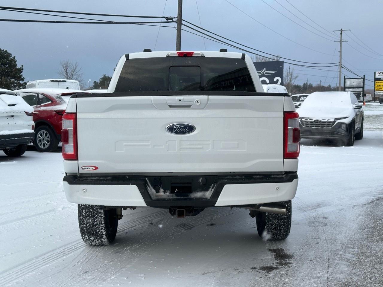 2022 Ford F-150 Lariat 4WD SuperCrew 5.5' Box Photo