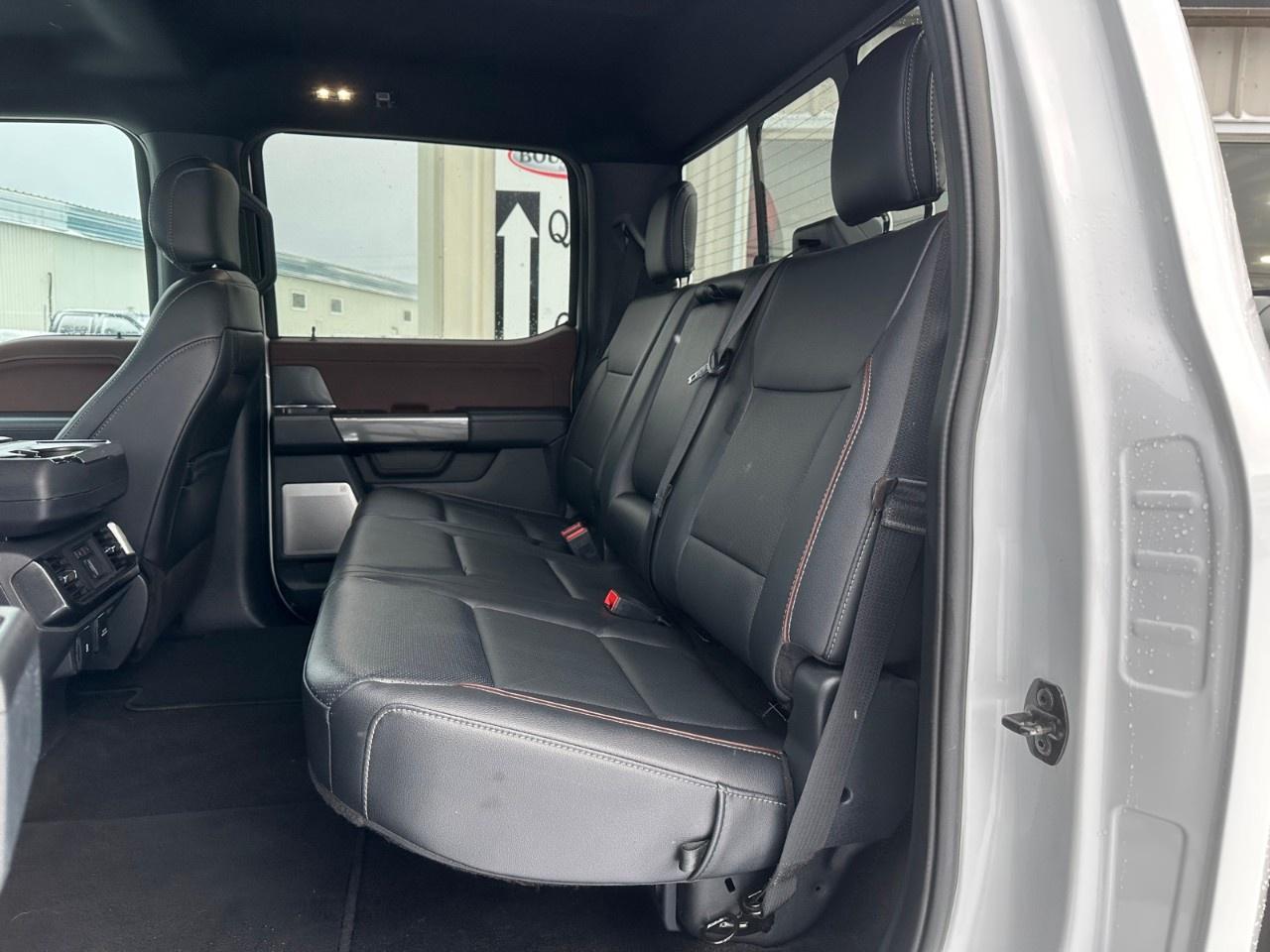 2022 Ford F-150 Lariat 4WD SuperCrew 5.5' Box Photo