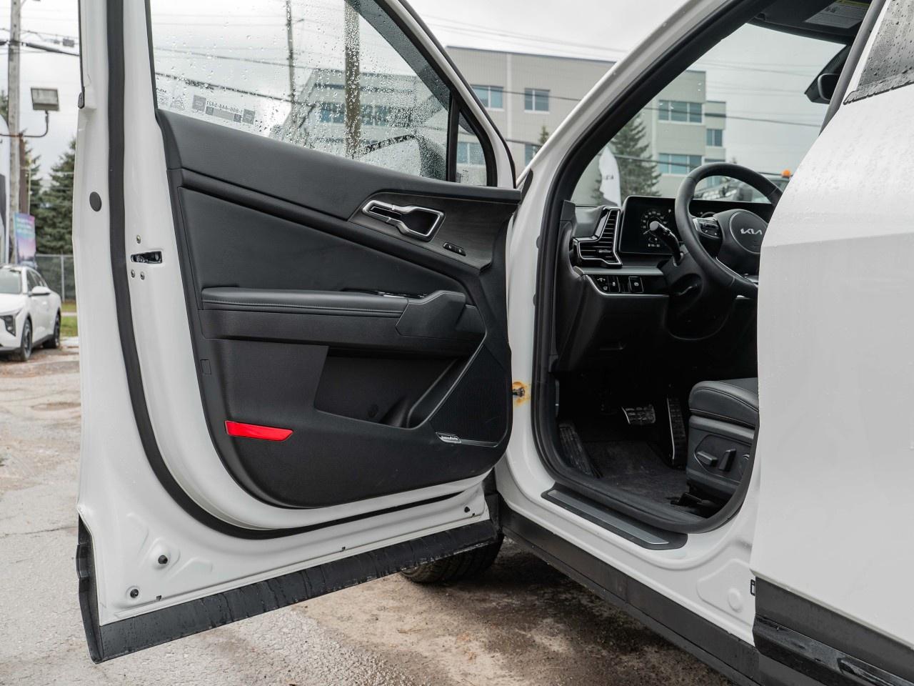 2025 Kia Sportage X-Line Limited AWD w/Black Interior Photo