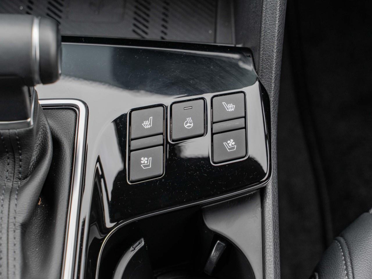 2025 Kia Sportage X-Line Limited AWD w/Black Interior Photo