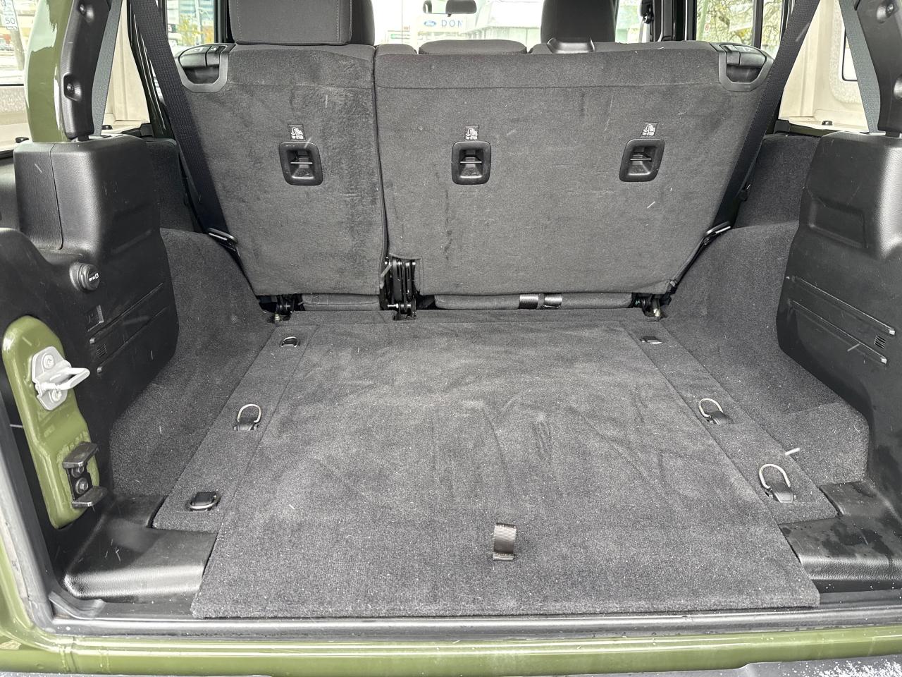 2021 Jeep Wrangler Unlimited Sahara Photo