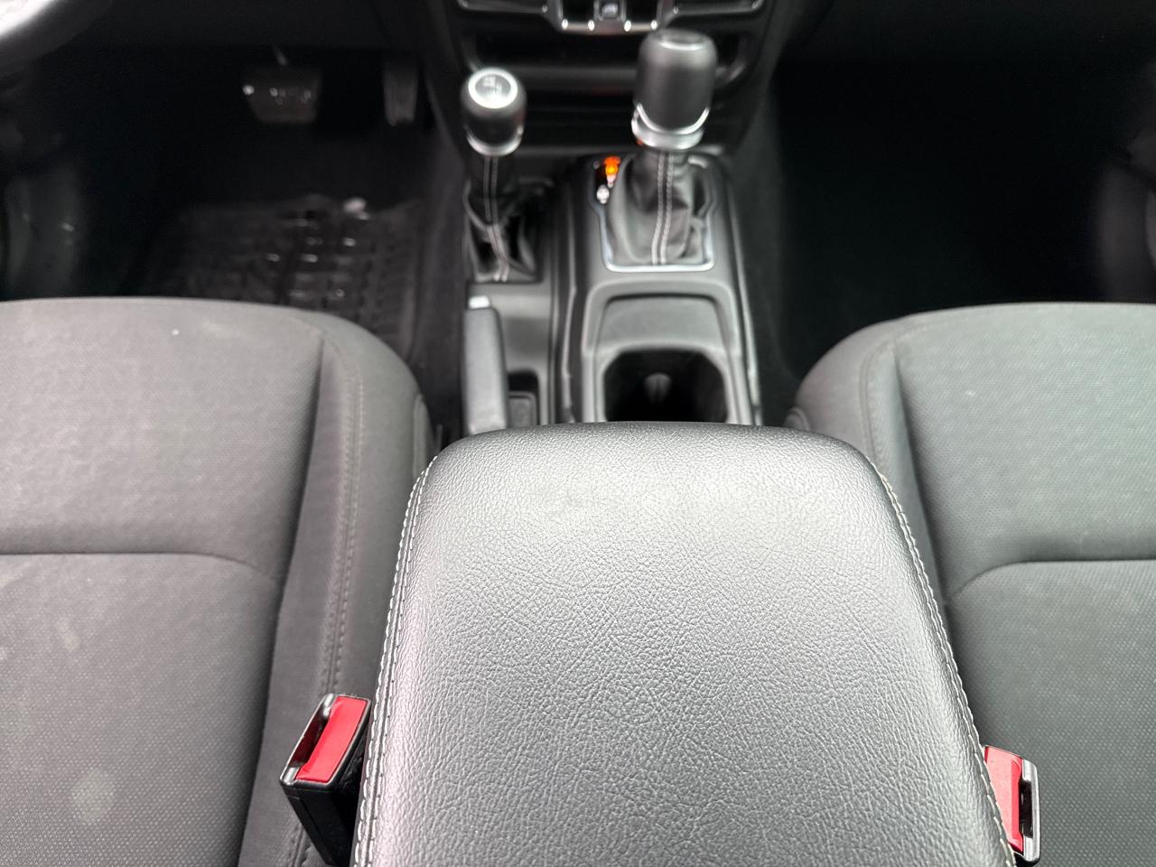 2021 Jeep Wrangler Unlimited Sahara Photo