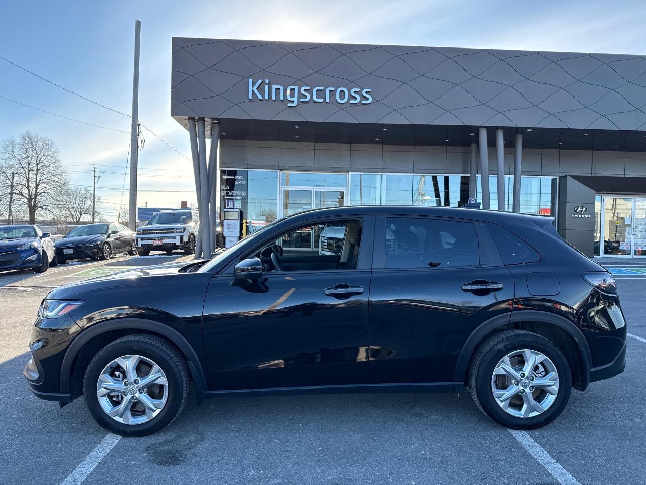 2024 Honda HR-V LX-B Photo