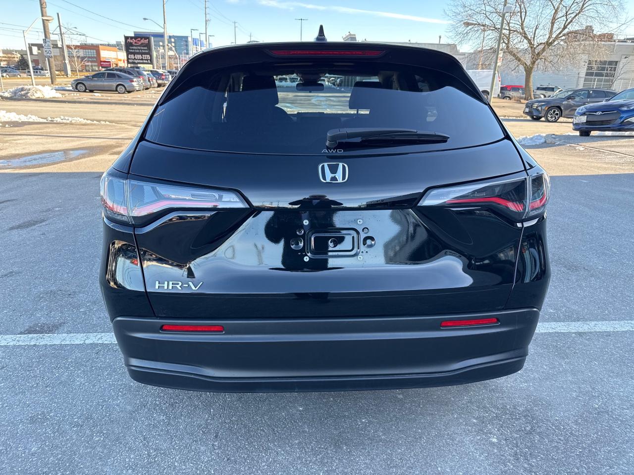 2024 Honda HR-V LX-B Photo3