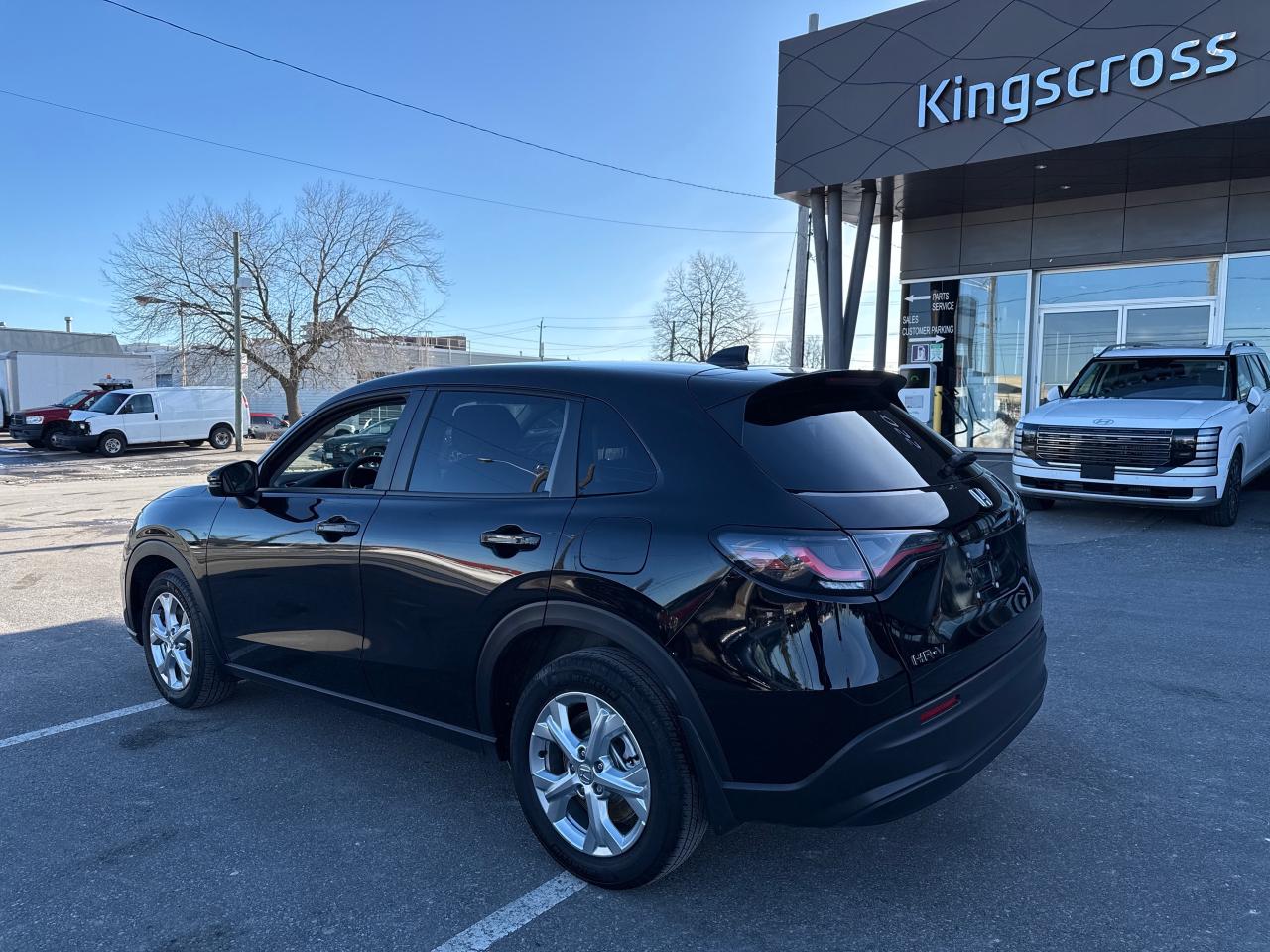 2024 Honda HR-V LX-B Photo