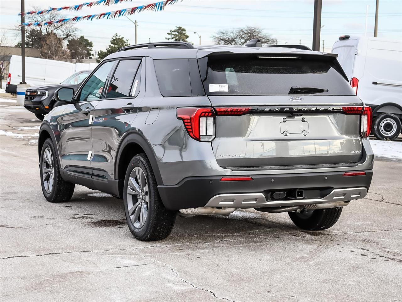 2026 Ford Explorer Active Photo