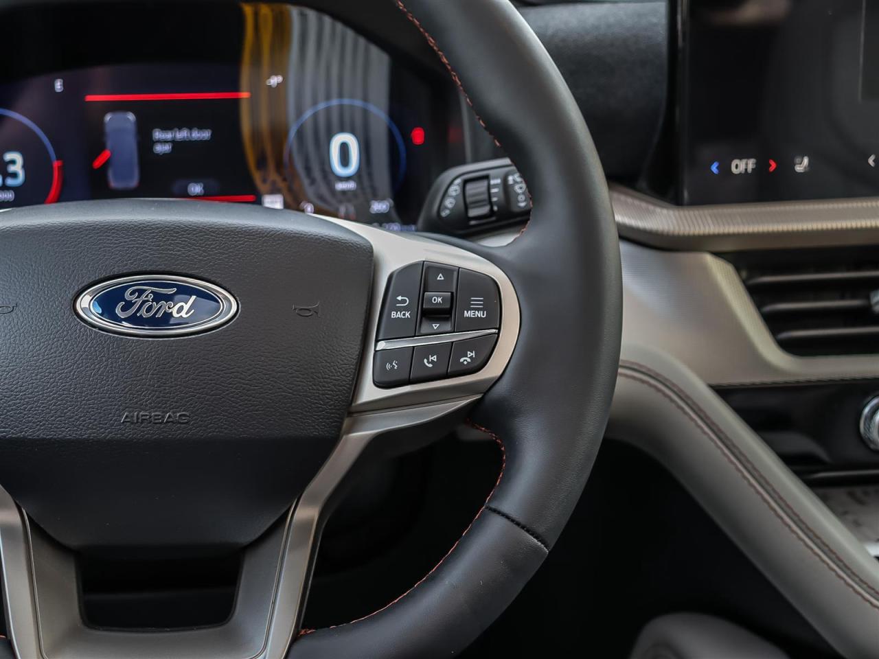 2026 Ford Explorer Active Photo