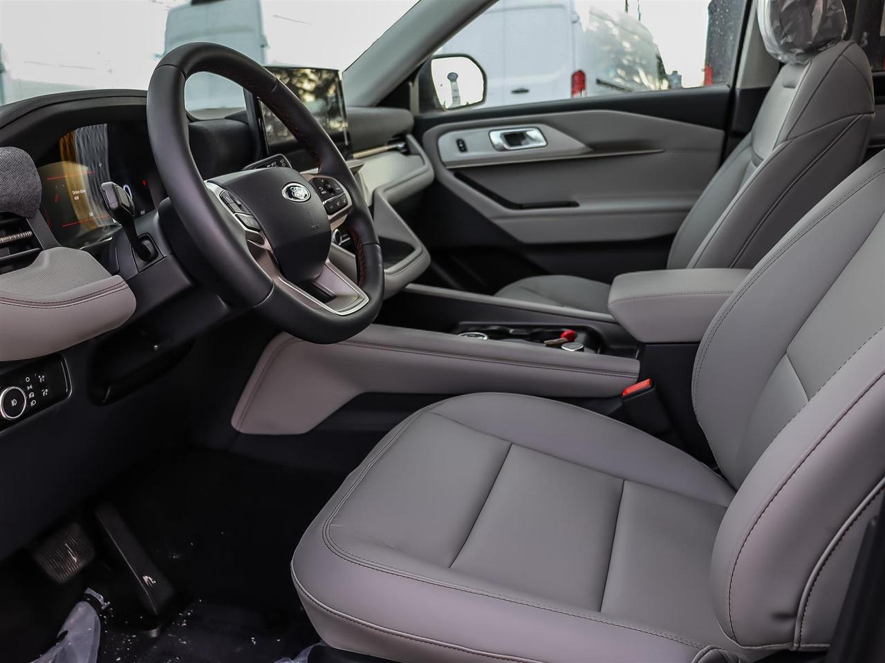 2026 Ford Explorer Active Photo