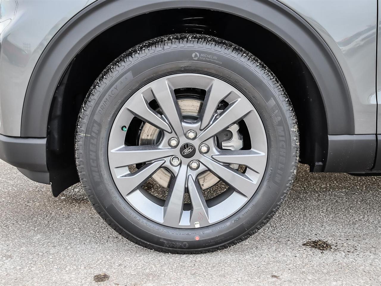 2026 Ford Explorer Active Photo