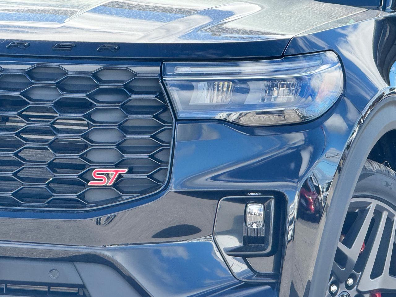 2026 Ford Explorer ST Photo