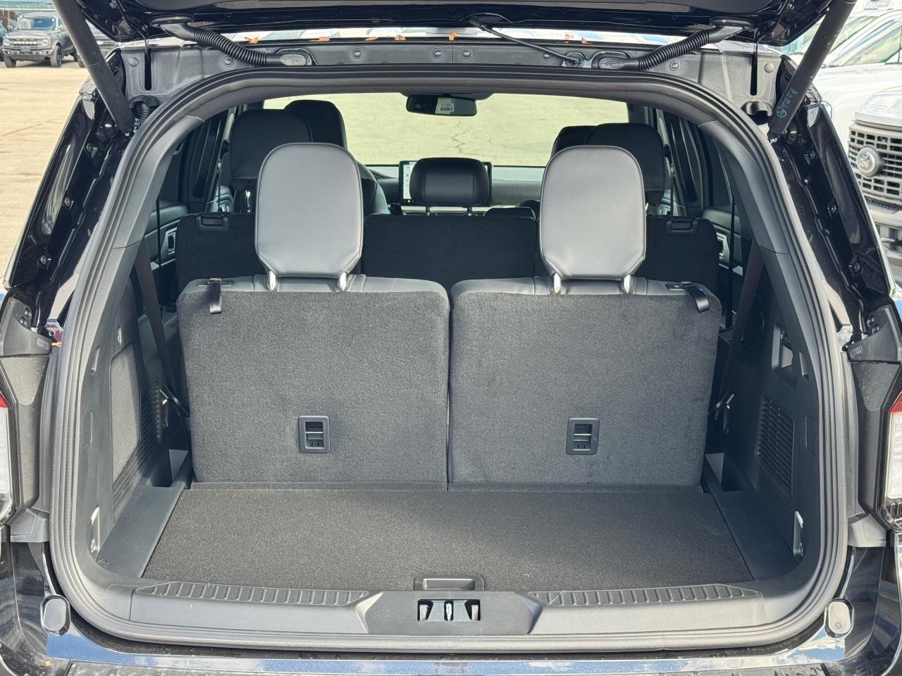 2026 Ford Explorer ST Photo