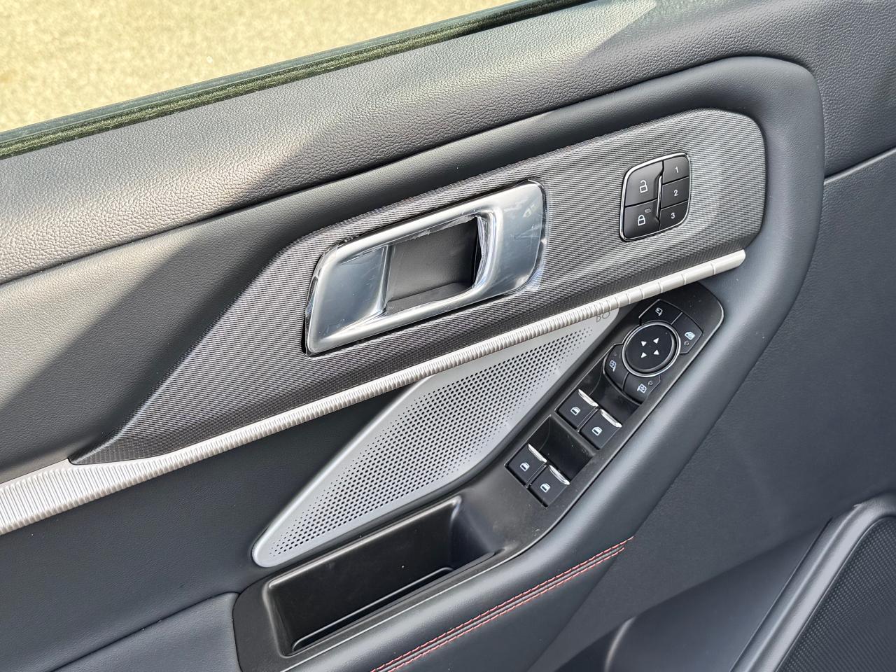 2026 Ford Explorer ST Photo