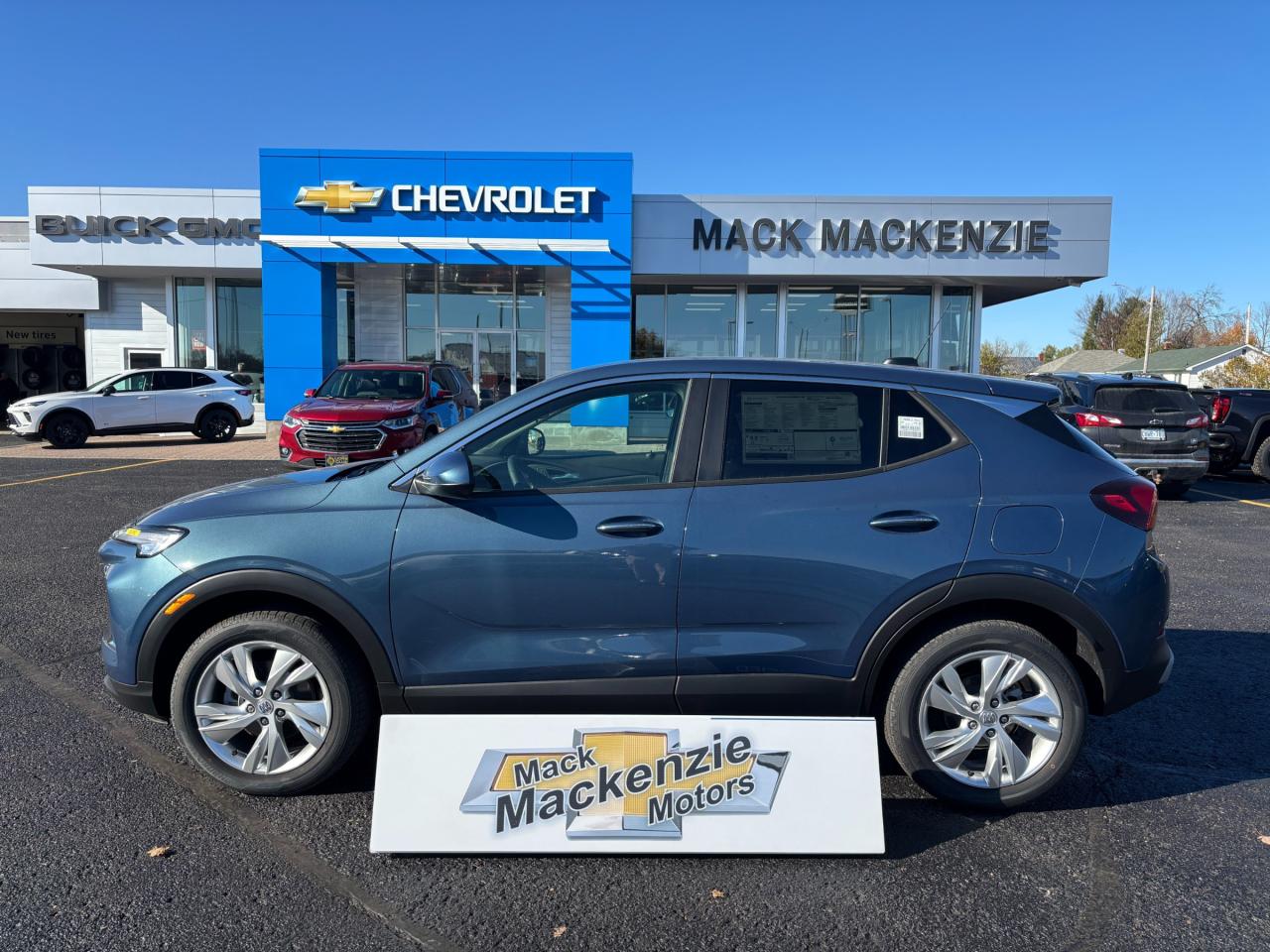 2026 Buick Encore GX 2026 Buick Encore GX Preferred AWD Photo3