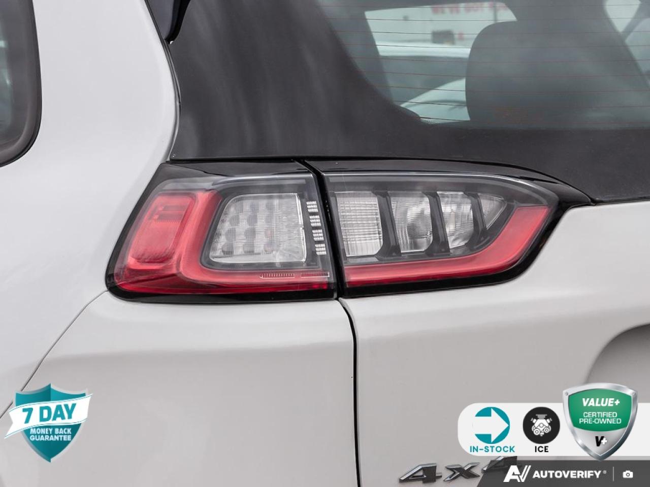 2019 Jeep Cherokee Sport HEATED SEATS/STEERING | REMOTE START Photo