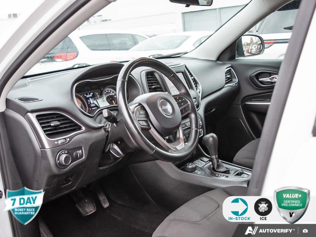 2019 Jeep Cherokee Sport HEATED SEATS/STEERING | REMOTE START Photo