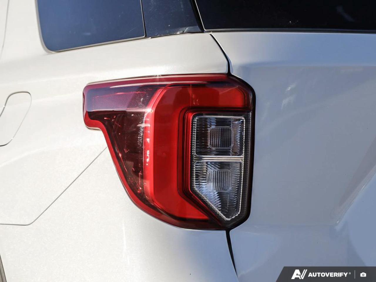 2023 Ford Explorer ST-Line Photo