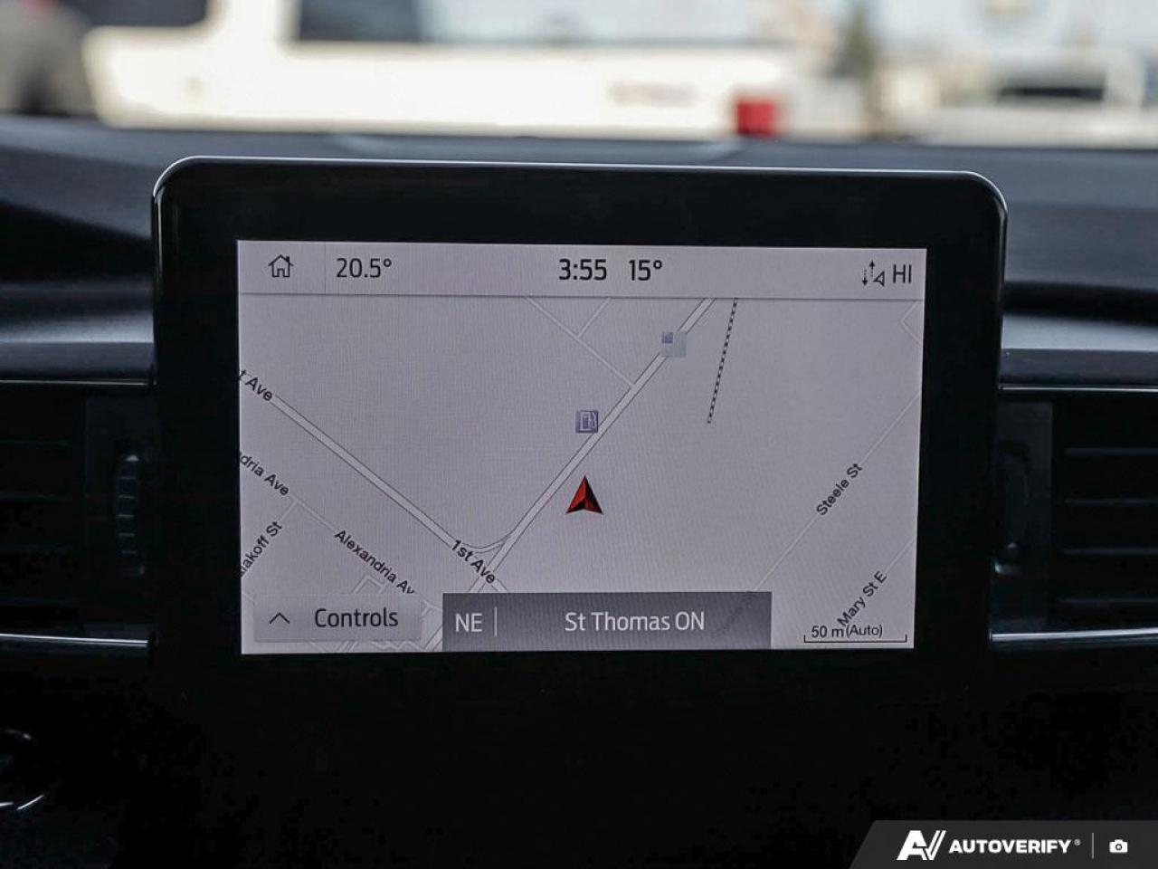 2023 Ford Explorer ST-Line Photo