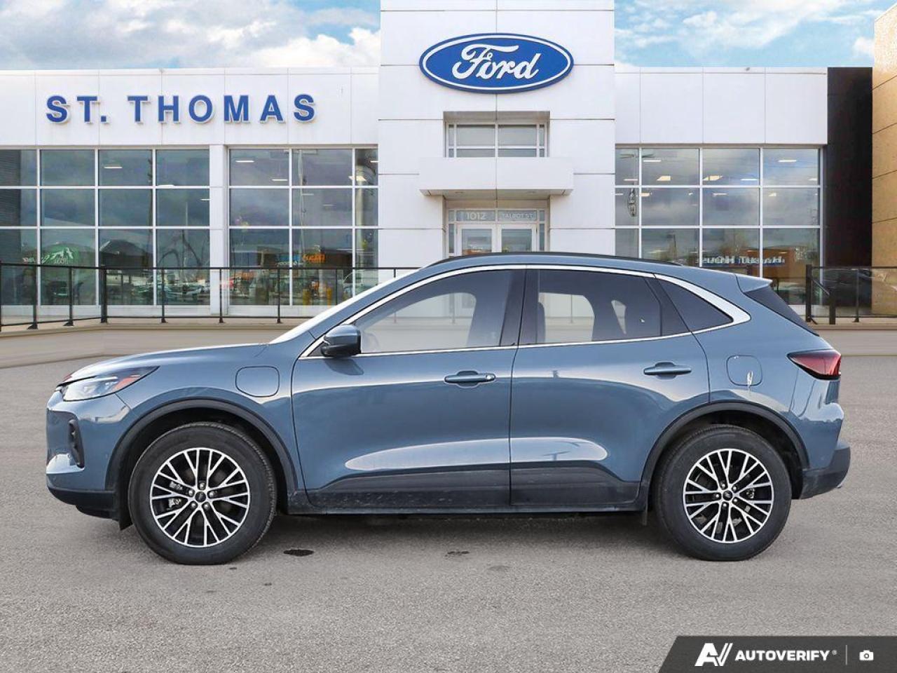 2024 Ford Escape PHEV Photo2