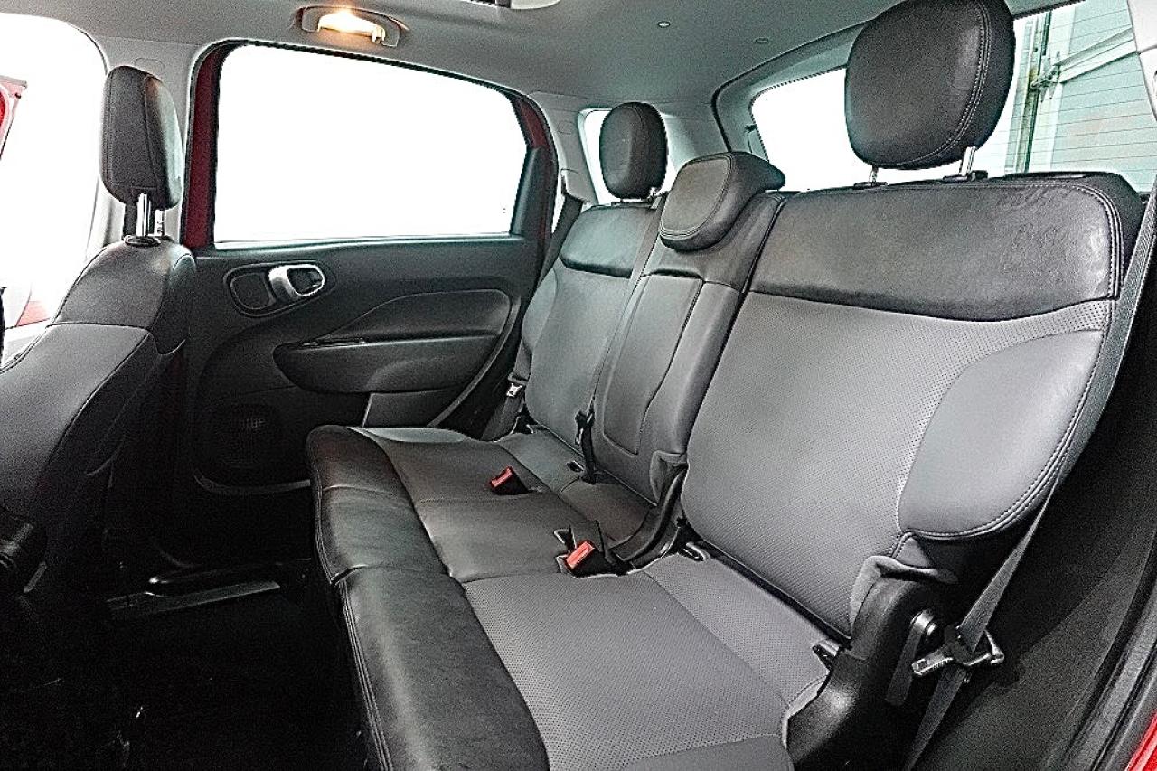 2014 Fiat 500L LOUNGE,LOW KM,NO ACCIDENT.PANO ROOF,NAVI,ONE OWNER - Photo #19