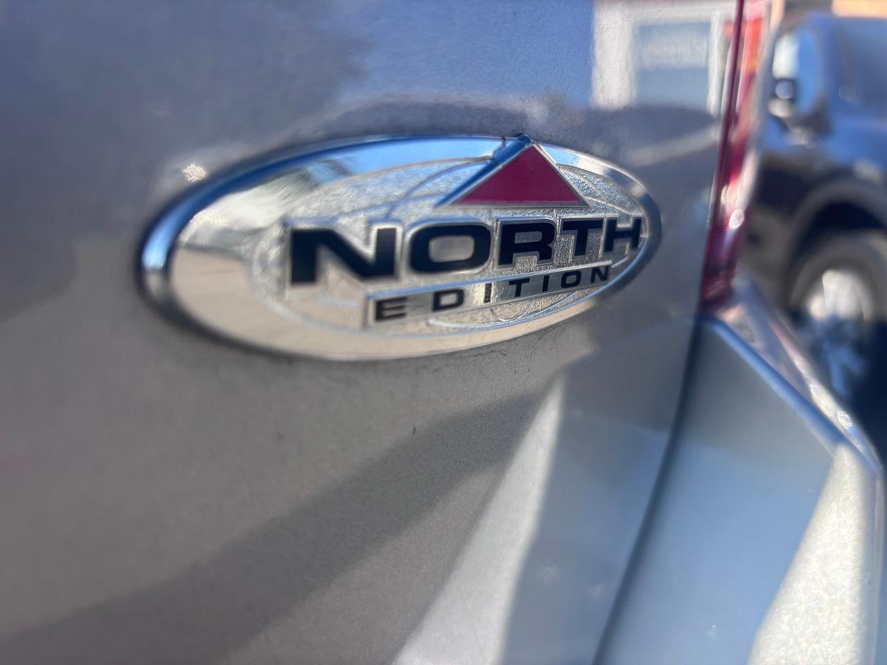 2014 Jeep Compass 4WD NORTH LOW KMS! - Photo #10