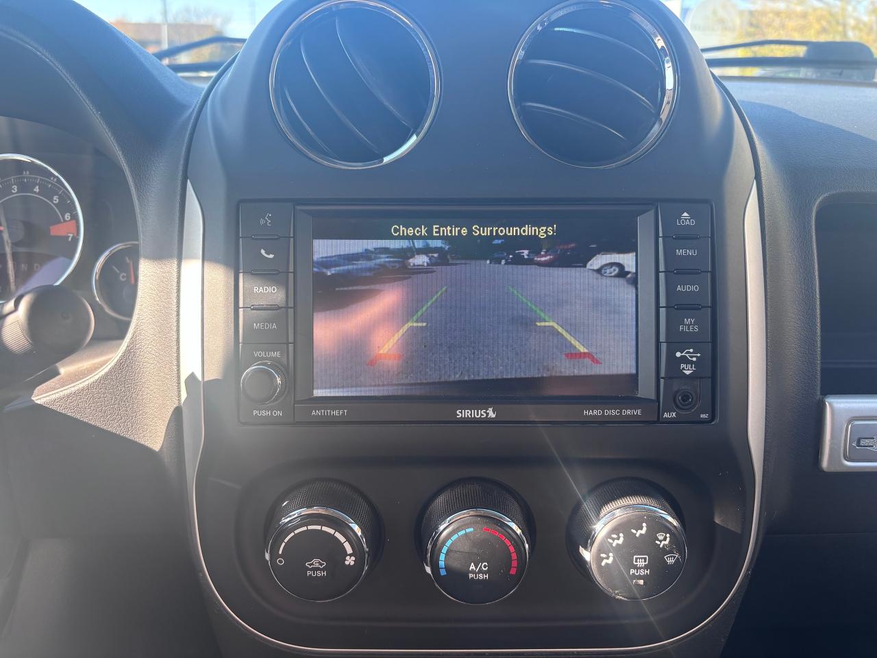 2014 Jeep Compass 4WD NORTH LOW KMS! - Photo #20