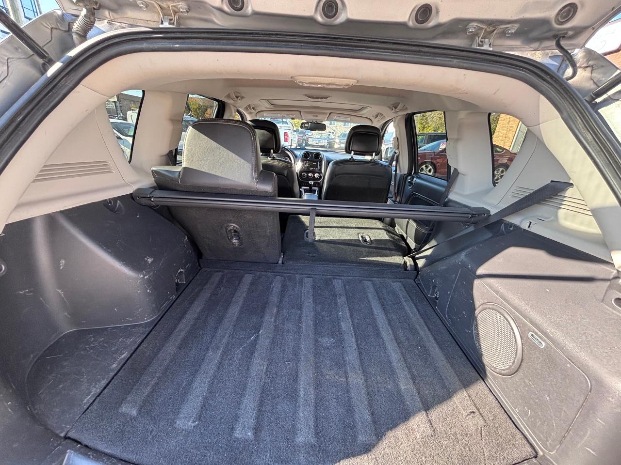 2014 Jeep Compass 4WD NORTH LOW KMS! - Photo #12