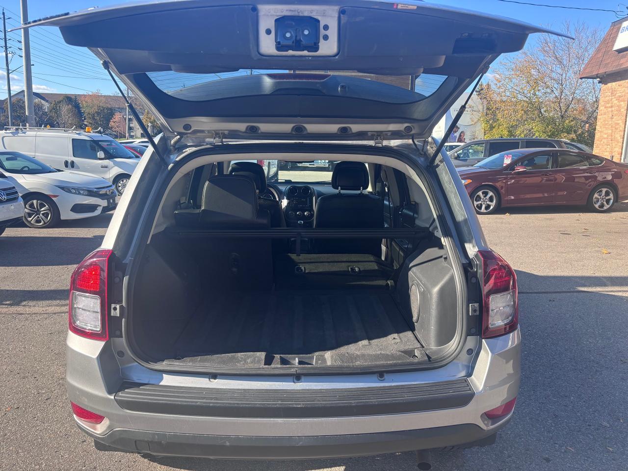 2014 Jeep Compass 4WD NORTH LOW KMS! - Photo #11