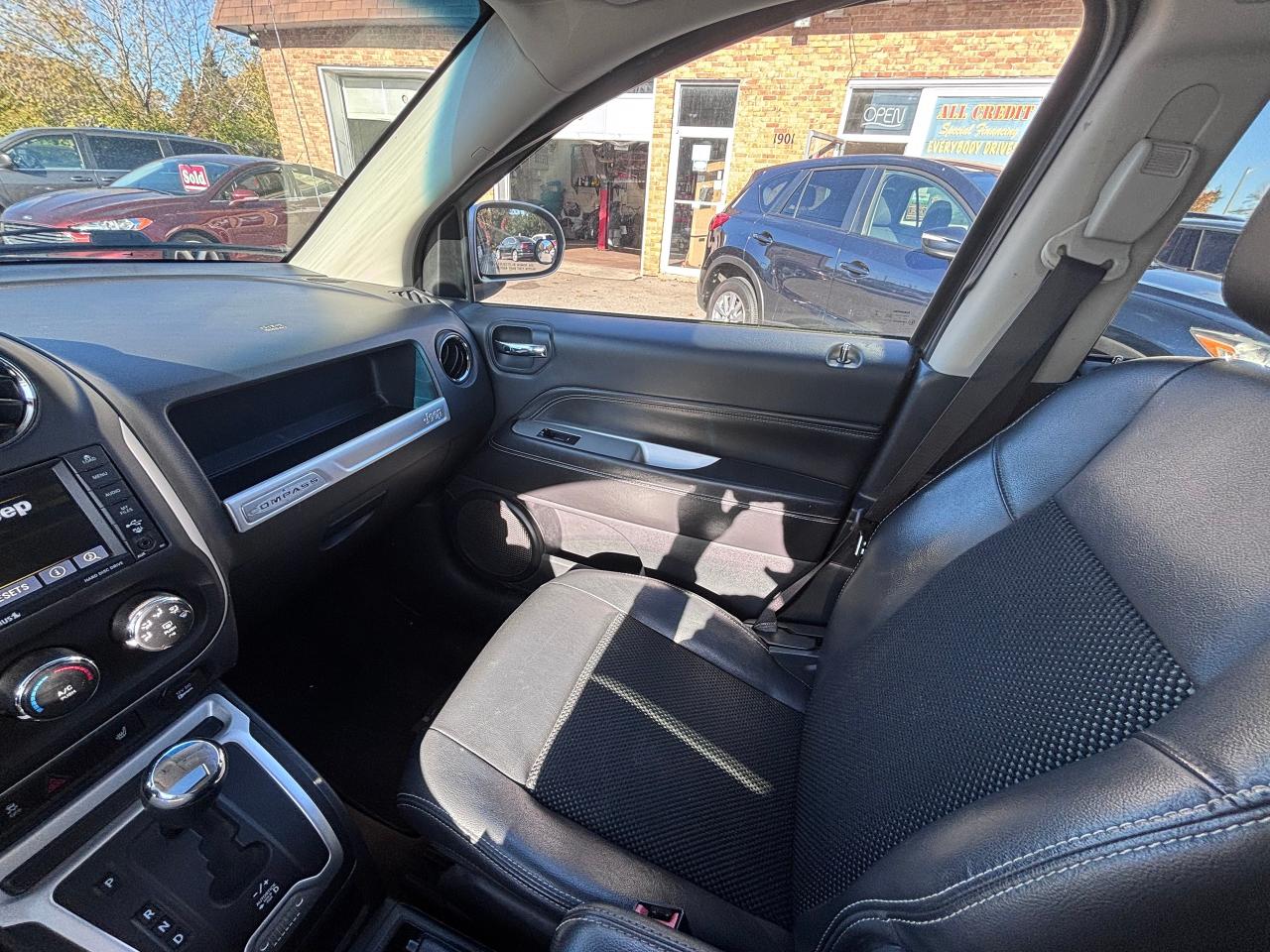 2014 Jeep Compass 4WD NORTH LOW KMS! - Photo #24