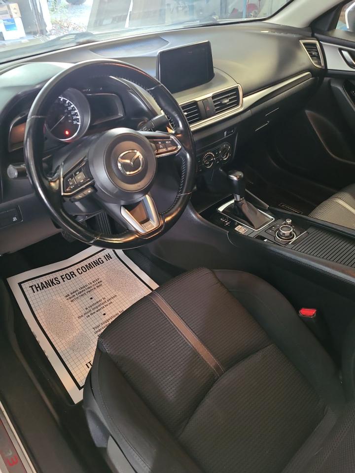 2017 Mazda MAZDA3 GS - Photo #5