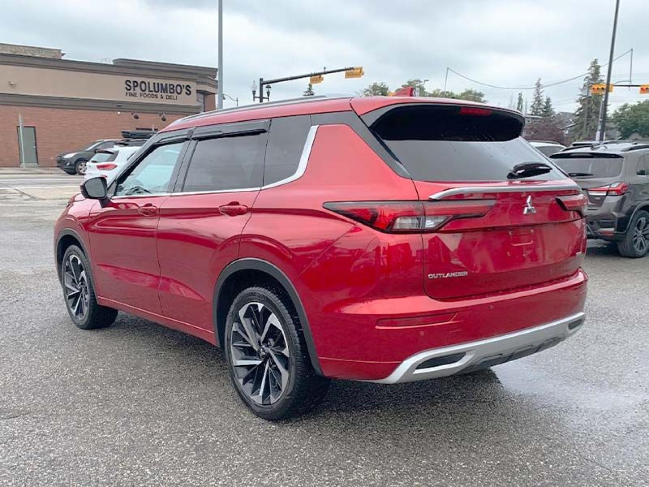 2022 Mitsubishi Outlander GT PREMIUM - Photo #4