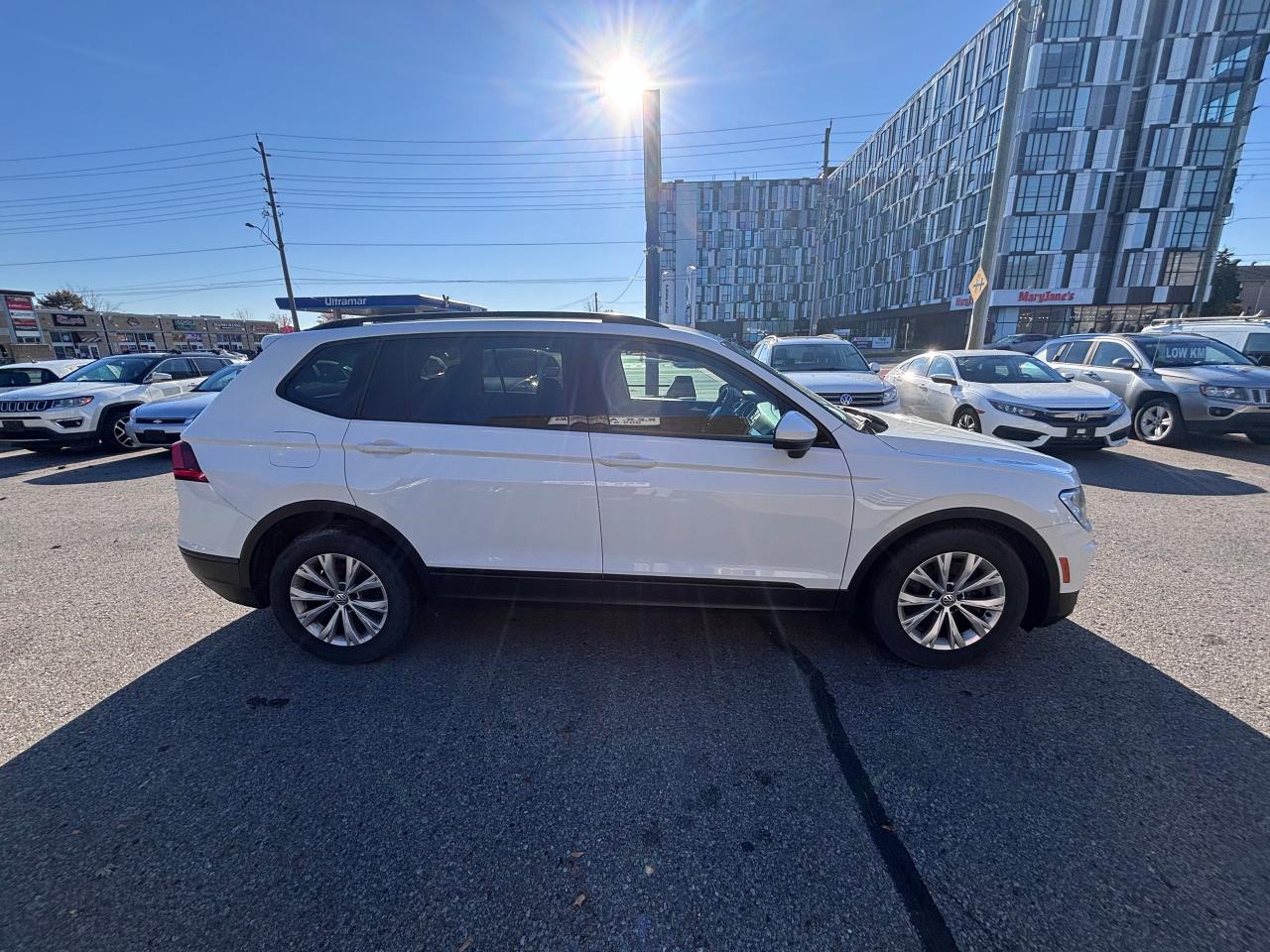 2019 Volkswagen Tiguan LOTS OF SERVICE RECORDS! - Photo #6
