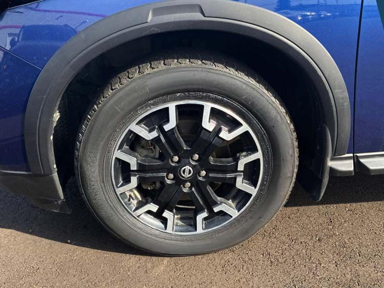 2020 Nissan Pathfinder SV Tech - Photo #5