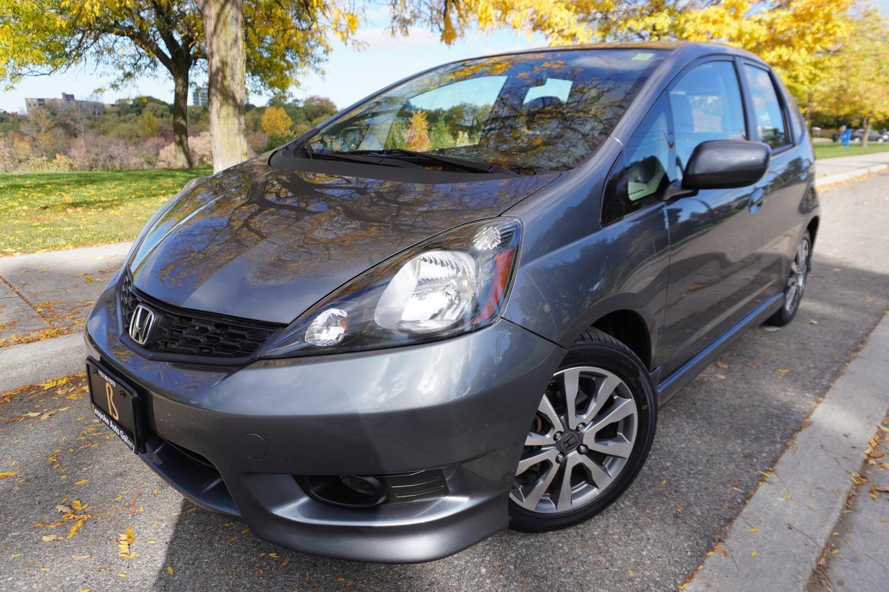 Used 2013 Honda Fit 1 OWNER / MANUAL / SPORT PACKAGE / LOW KM'S /LOCAL for sale in Etobicoke, ON