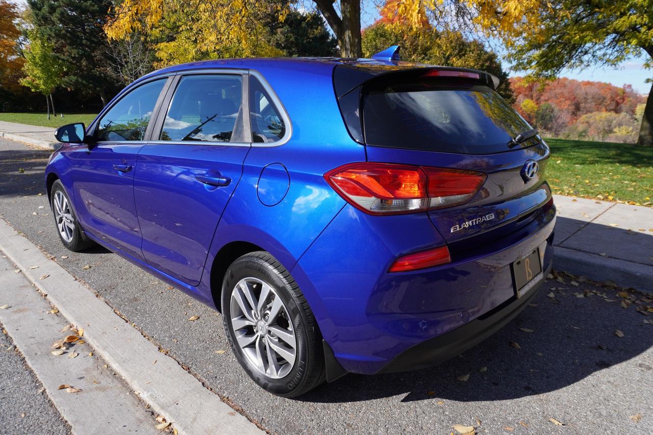 2019 Hyundai Elantra GT 1 OWNER / NO ACCIDENTS / MANUAL / STUNNING COMBO Photo2