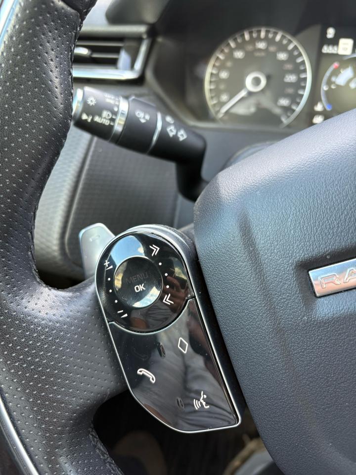 2020 Land Rover Range Rover Velar P340 R-Dynamic S - Photo #10